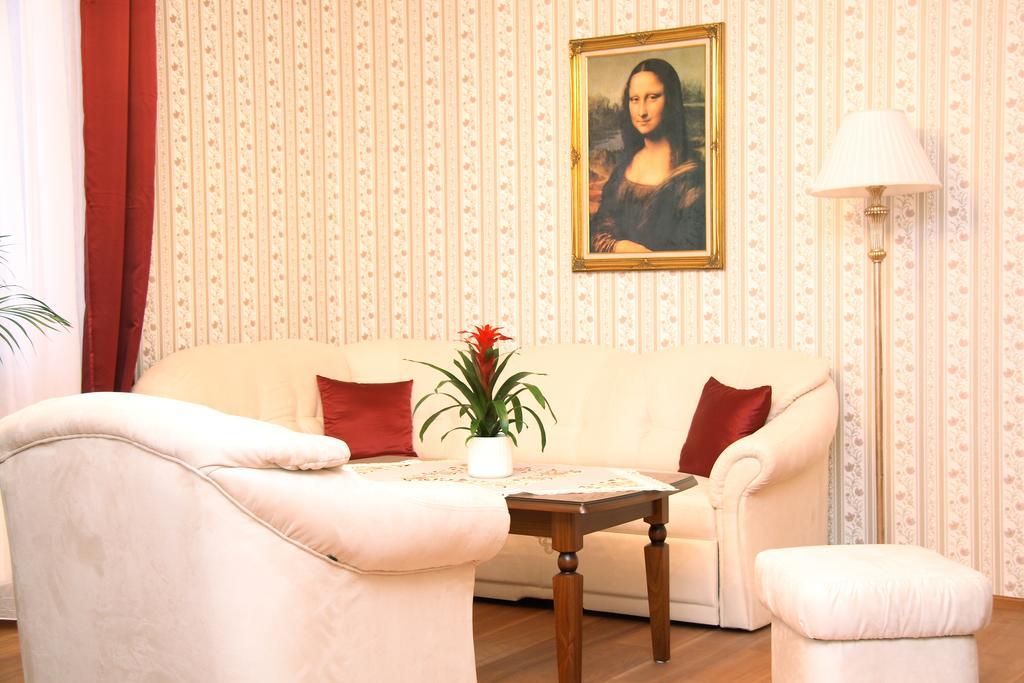 Hotel Elegance Sumperk ภายนอก รูปภาพ